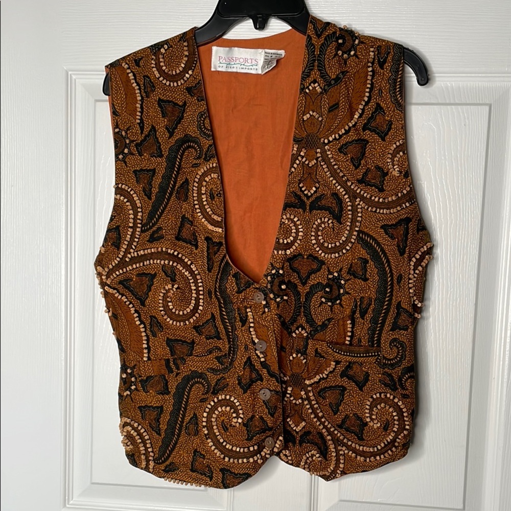 Vintage passports of pier 1 imports wooden beaded Vest with pockets